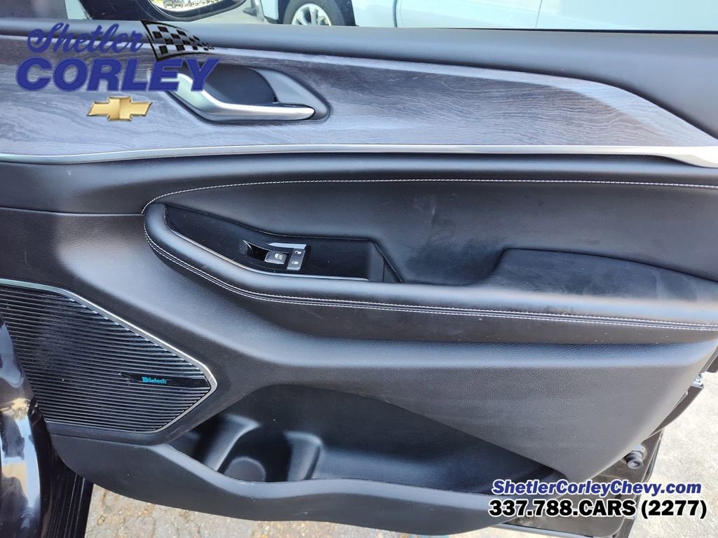 2022 Jeep Grand Cherokee Overland 4x2