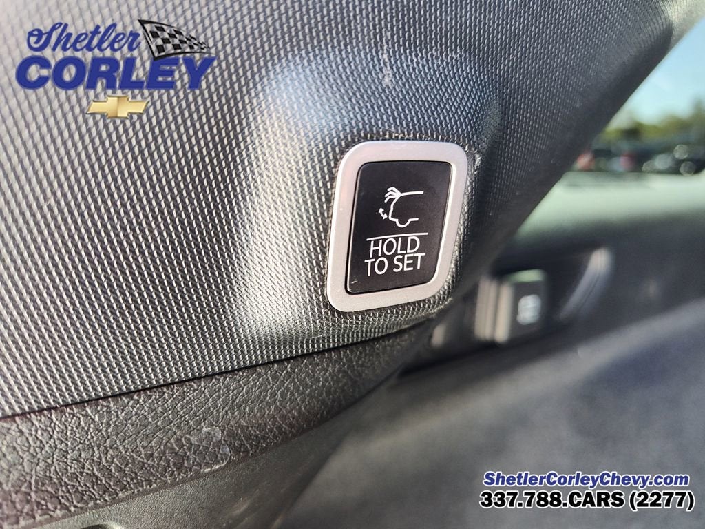 2022 Jeep Grand Cherokee Overland 4x2