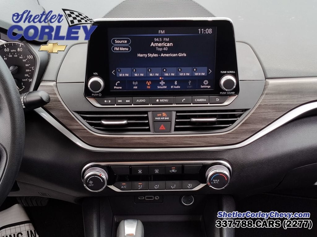 2025 Nissan Altima SV - Photo 17