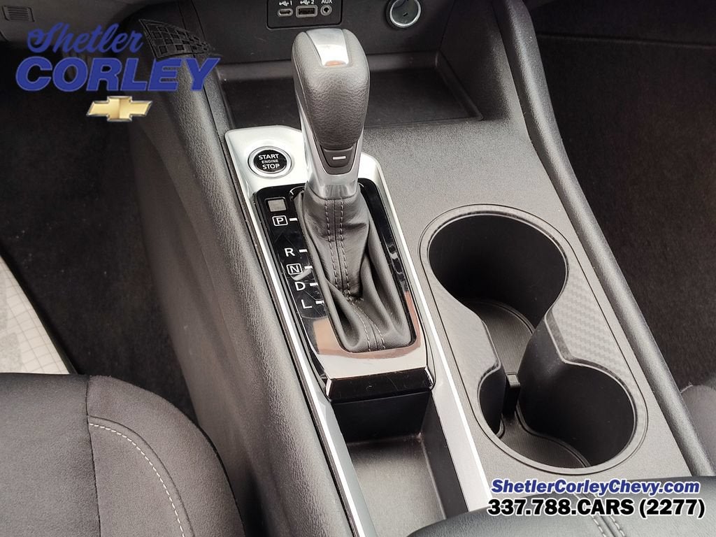 2025 Nissan Altima SV - Photo 18