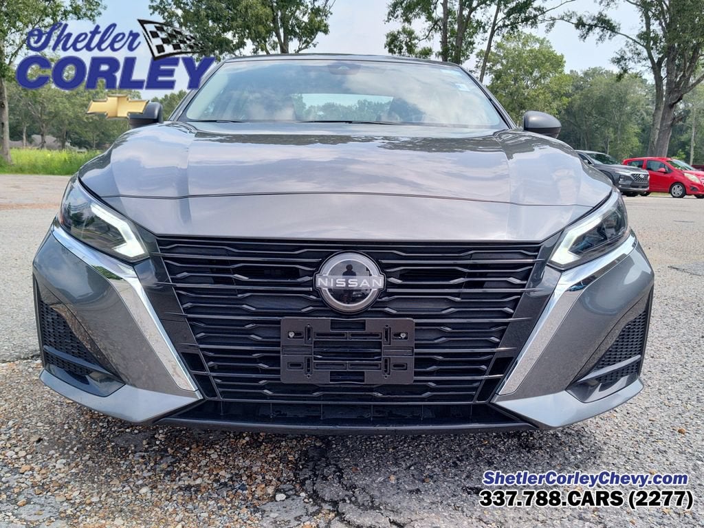 2025 Nissan Altima SV - Photo 9