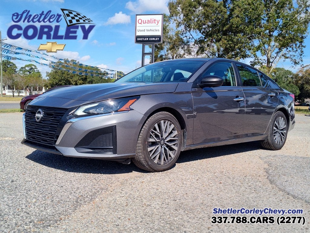 2025 Nissan Altima SV