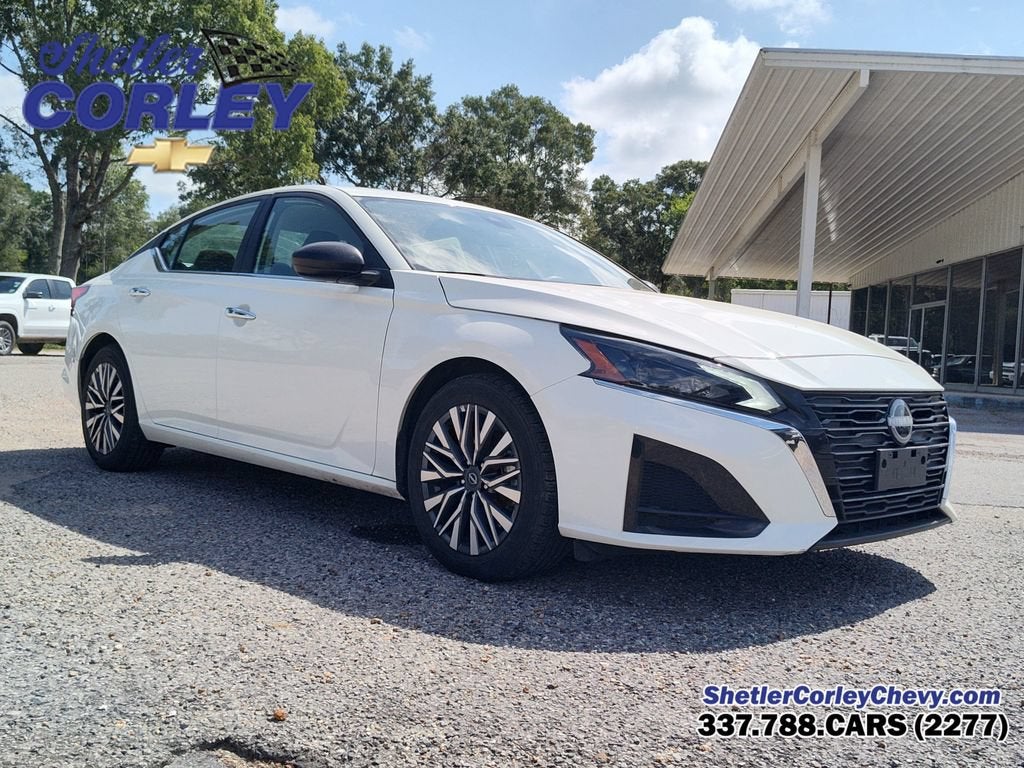 2025 Nissan Altima SV