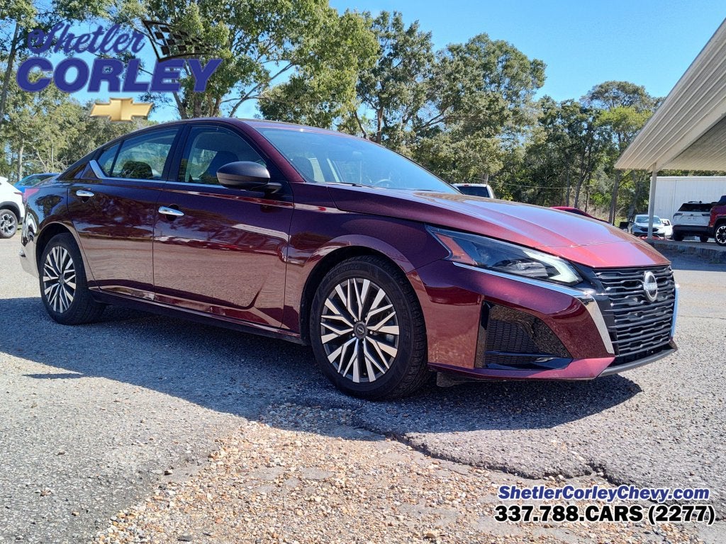2025 Nissan Altima SV