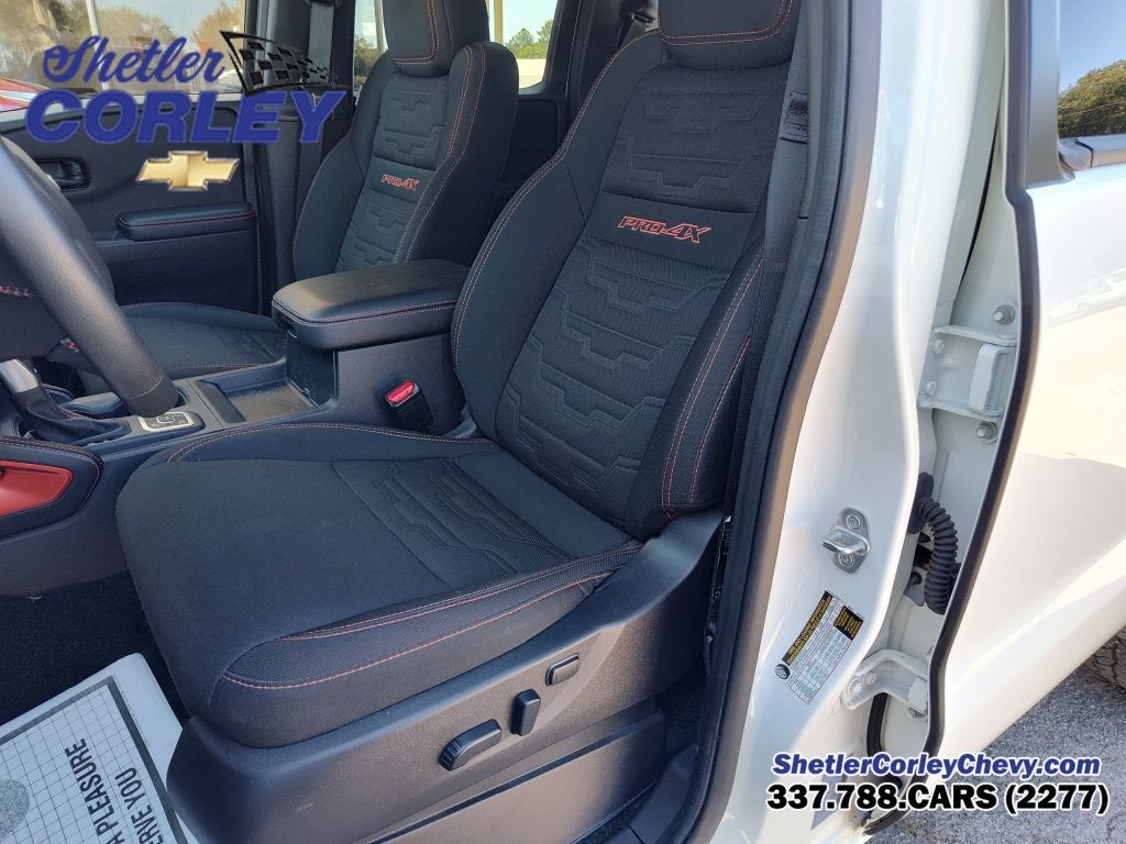 2026 Nissan Frontier Crew Cab PRO-4X 4x4