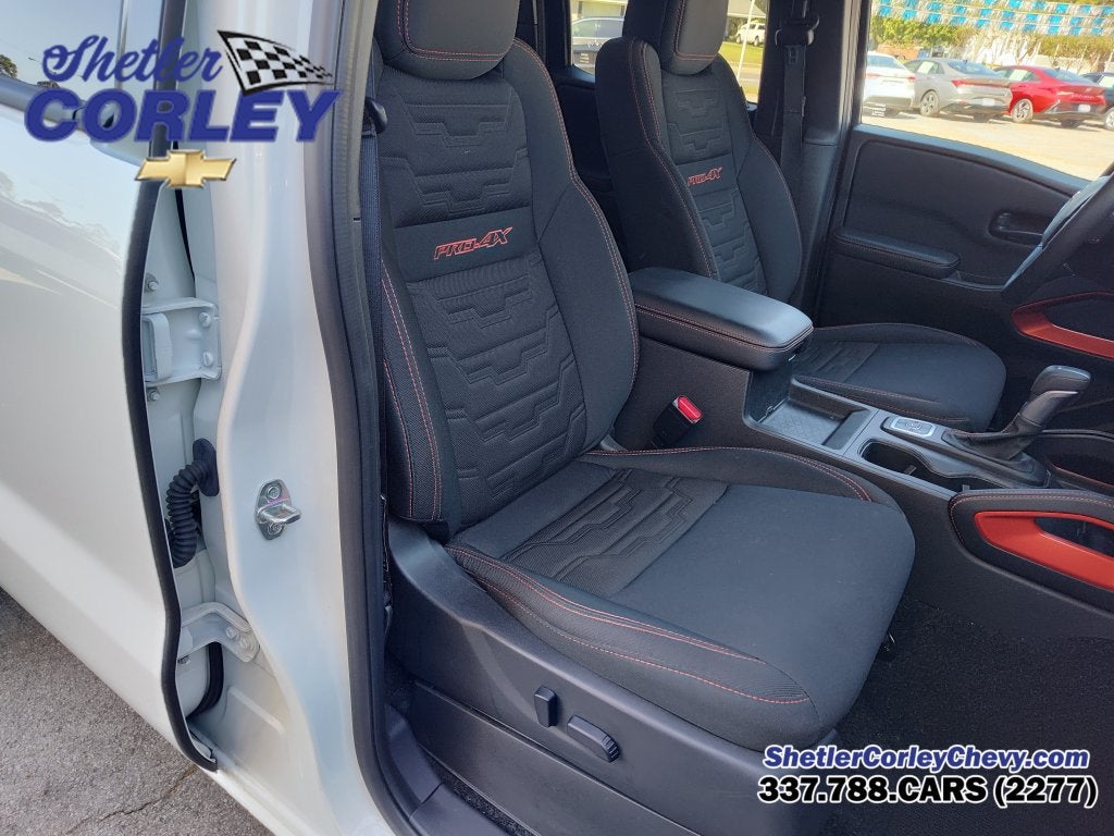 2026 Nissan Frontier Crew Cab PRO-4X 4x4