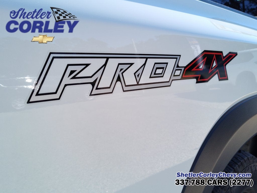 2026 Nissan Frontier Crew Cab PRO-4X 4x4