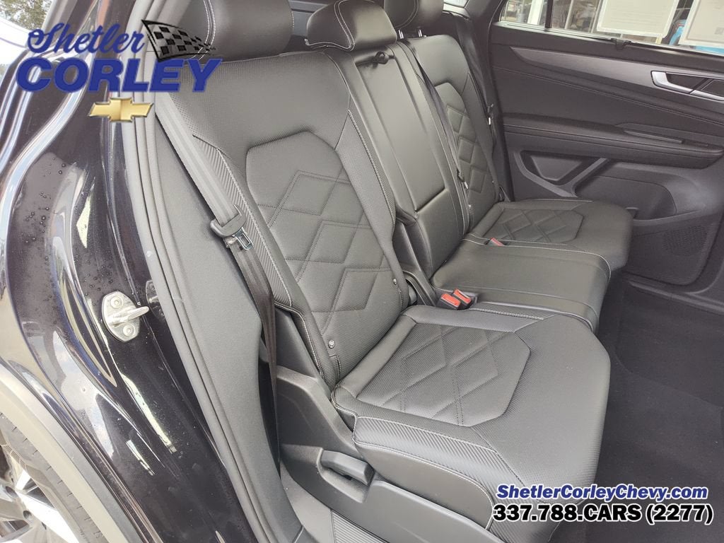 2025 Volkswagen Atlas Cross Sport 2.0T SE w/Technology