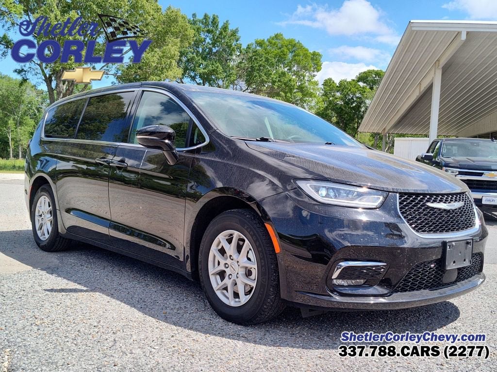 2024 Chrysler Pacifica Touring L