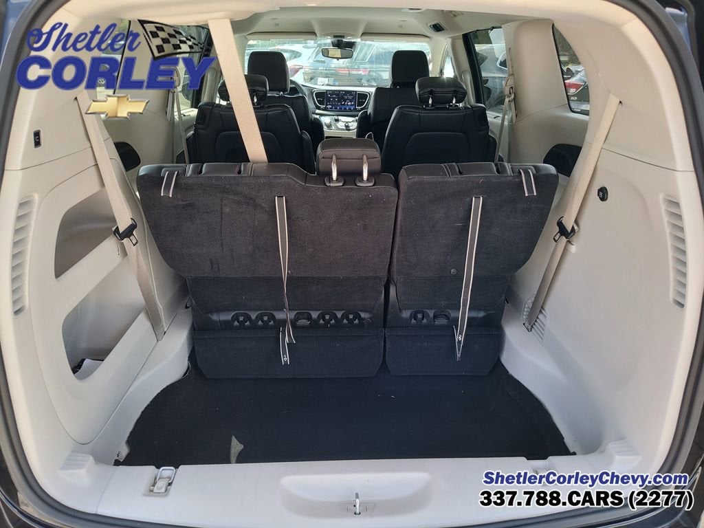 2024 Chrysler Pacifica Touring L