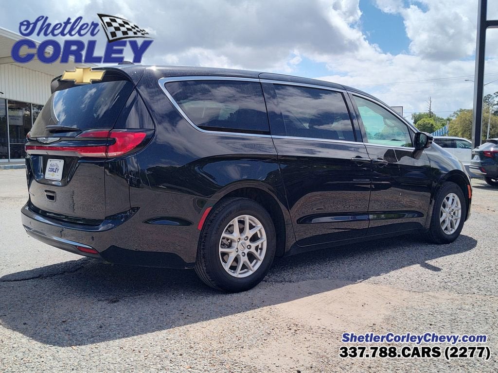 2024 Chrysler Pacifica Touring L
