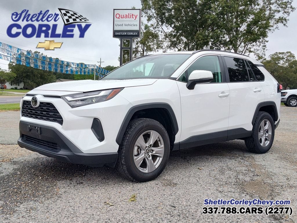 2025 Toyota RAV4 XLE