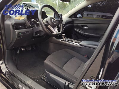 2022 Nissan Sentra SV Xtronic CVT