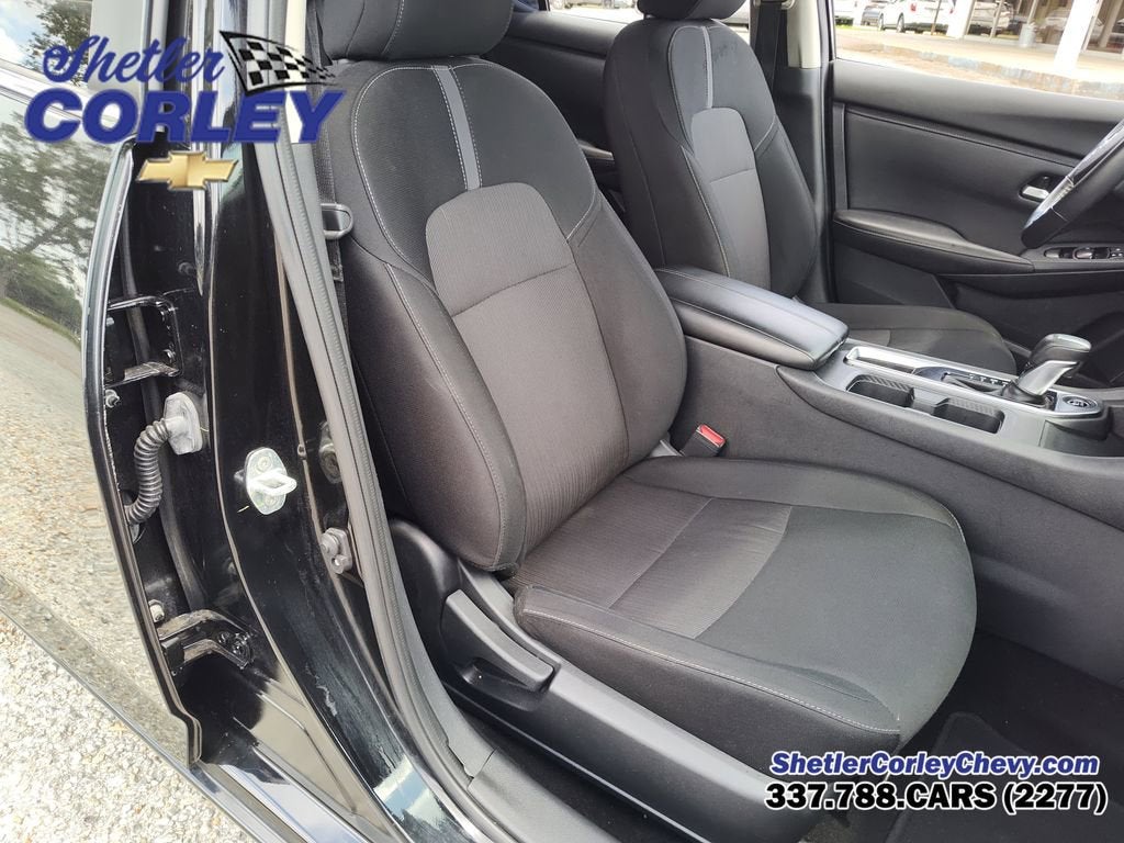 2022 Nissan Sentra SV Xtronic CVT