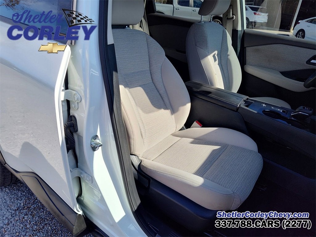 2021 Nissan Rogue SV FWD