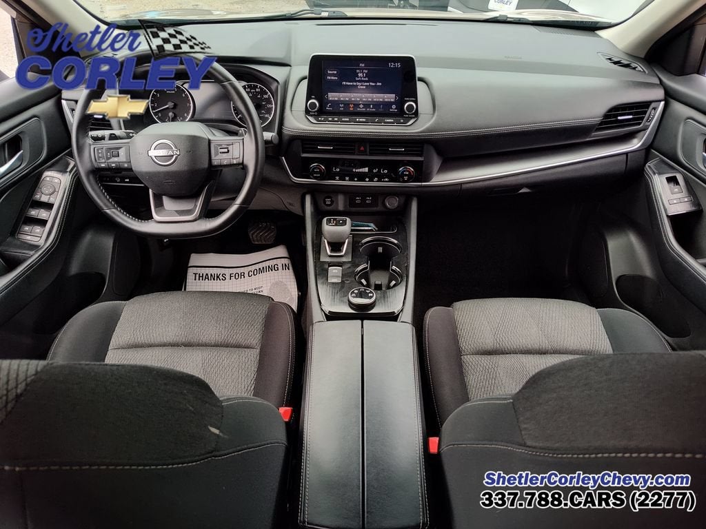 2025 Nissan Rogue SV