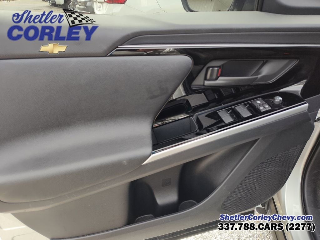 2024 Toyota bZ4X XLE