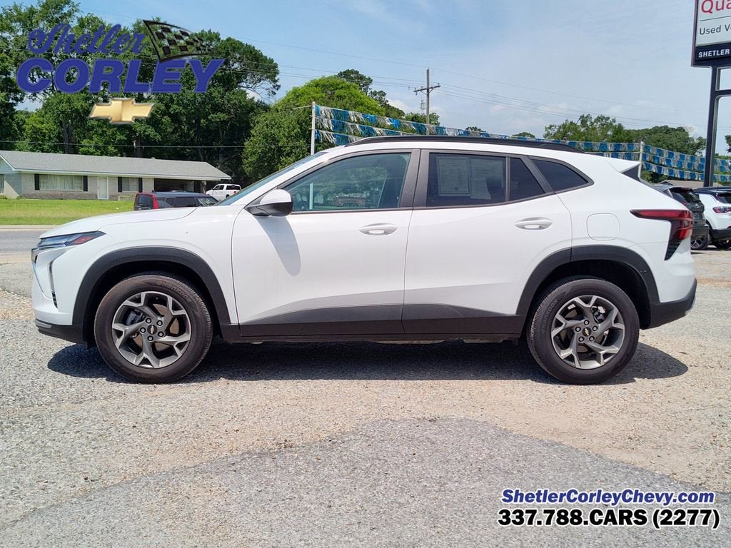 2025 Chevrolet Trax LT