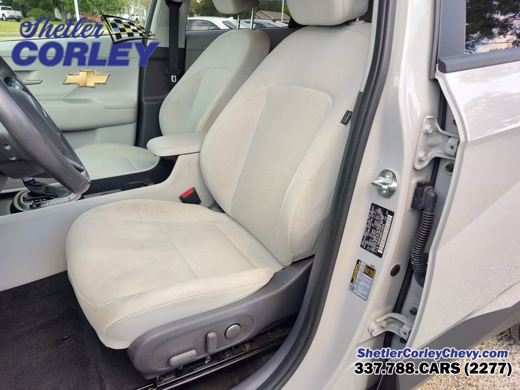 2024 Hyundai KONA Base